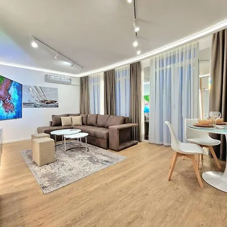 Daire Luxury Apartment. 75 Inches Tv *