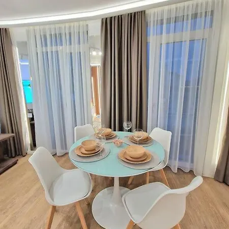 Luxury Apartment. 75 Inches Tv Daire *
